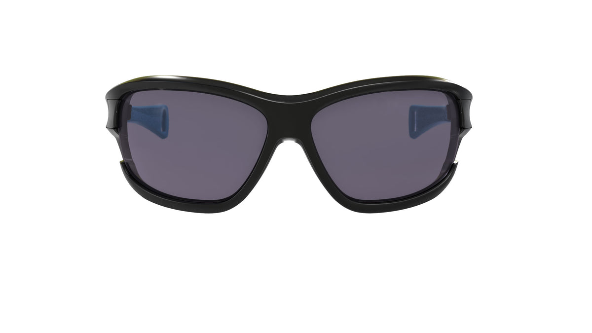 Full wrap sunglasses with polarized interchangeable lenses that block out harmful UV420 rays. The full wrap and head retention system make this a great product for water sports.