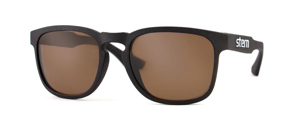 Polarized sunglasses with brown tinted lenses that block out harmful UV420 rays. Sunglasses are made in the USA with laser fusion 3D printing.